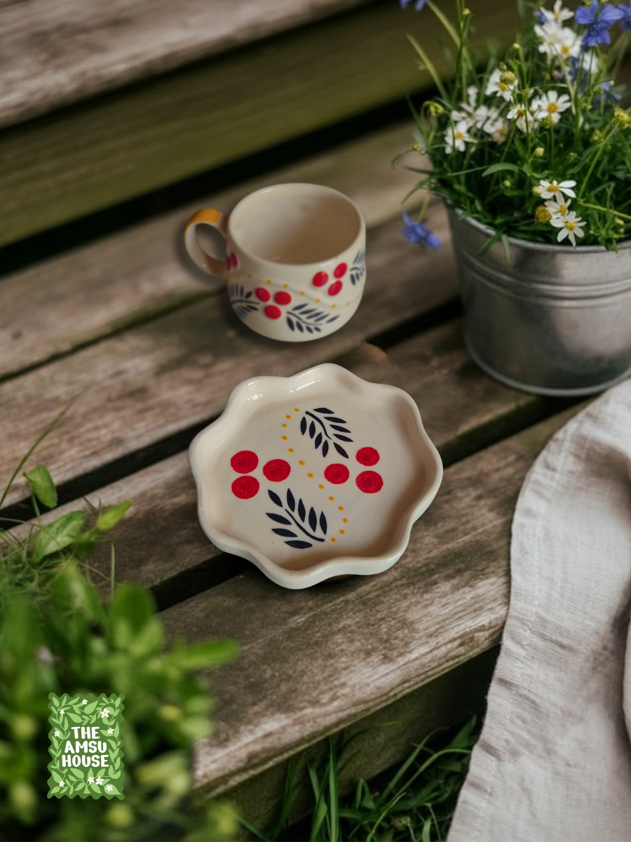 Winter Berry Cup & Saucer Set